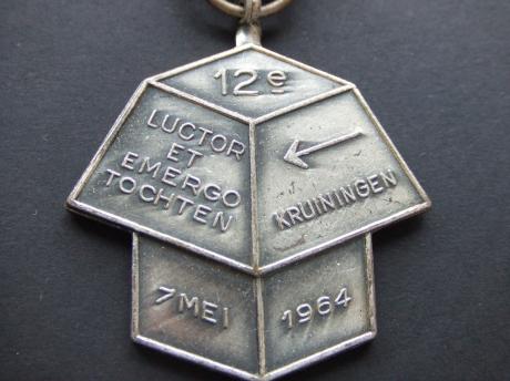 Kruiningen (Zuid-Beveland) Luctor Et Emergo ANWB wegwijzer
